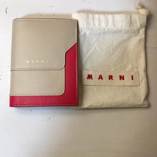 マルニ(Marni)の使用10回ほど 美品 MARNI レザーウォレット 財布(財布)