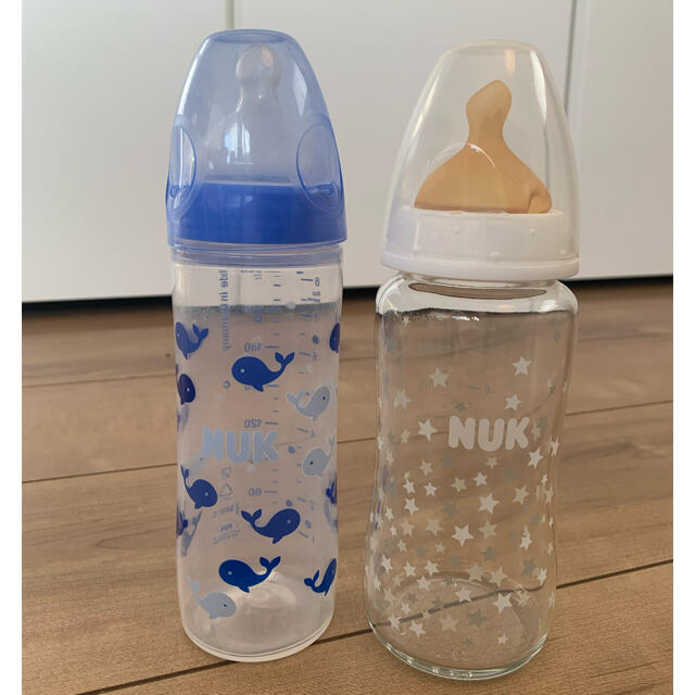NUK 哺乳瓶　ビンとプラスチック 2本 キッズ/ベビー/マタニティの授乳/お食事用品(哺乳ビン)の商品写真