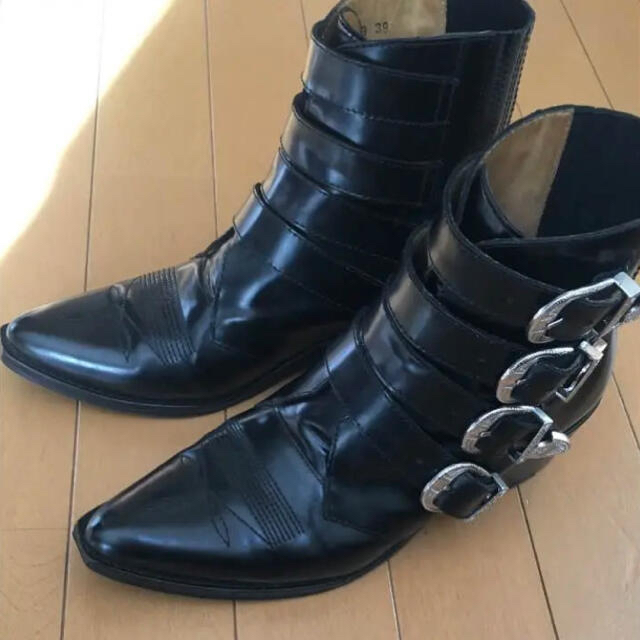 TOGA(トーガ)のトーガ　toga メタルブーツ レディースの靴/シューズ(ブーツ)の商品写真