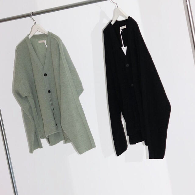 SUNSEA(サンシー)のYOKE 7G ALPACA WOOL RIB STTICH CARDIGAN メンズのトップス(カーディガン)の商品写真