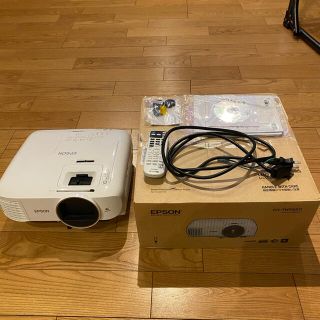 エプソン(EPSON)のEPSON EH-TW5650 プロジェクター(プロジェクター)