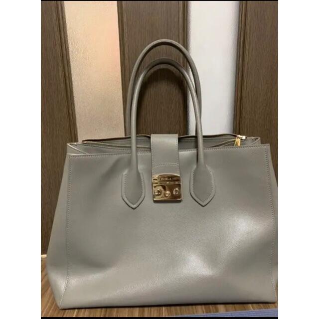 FURLA - 【フルラ】グレージュ トート バック ショルダー付き