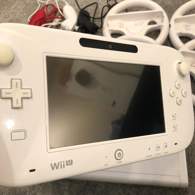 Wii U 本体　マリオカート8内蔵 1