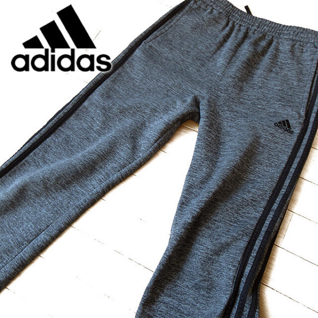 adidas(アディダス)の超美品 ジュニアXL アディダス 裏起毛 スウェットパンツ グレー レディースのパンツ(その他)の商品写真