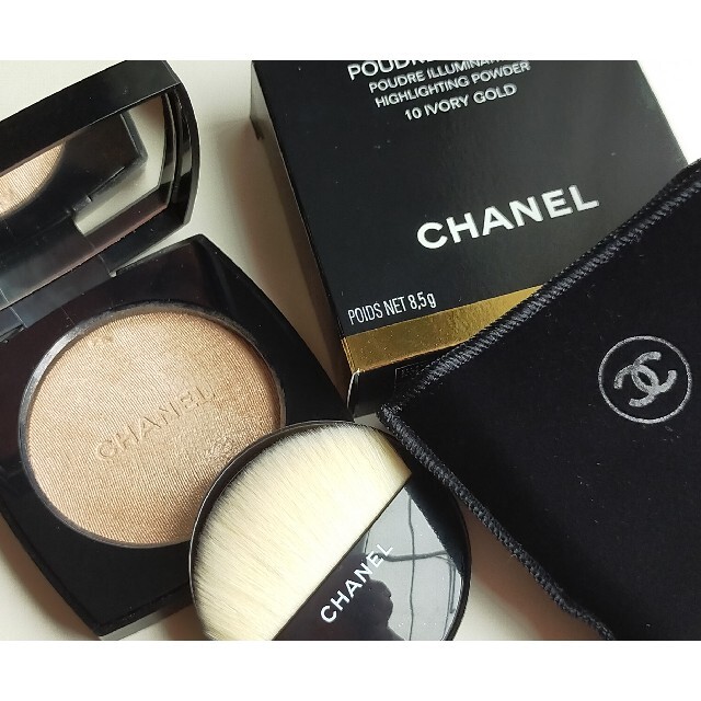 CHANEL(シャネル)のCHANEL フェイスパウダー コスメ/美容のベースメイク/化粧品(フェイスパウダー)の商品写真