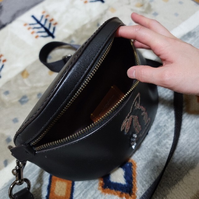 COACH(コーチ)のCOACH　ボディーバッグ レディースのバッグ(ボディバッグ/ウエストポーチ)の商品写真