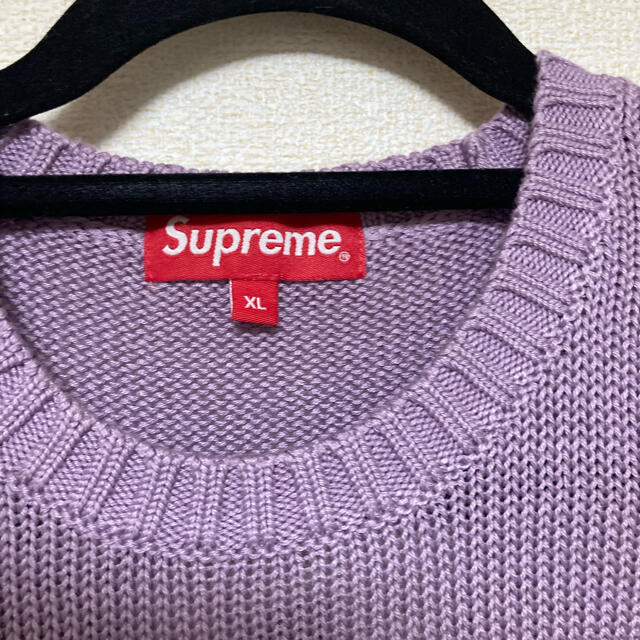 Supreme(シュプリーム)のシュプリームの20SS Back Logo Sweater セーター メンズのトップス(ニット/セーター)の商品写真