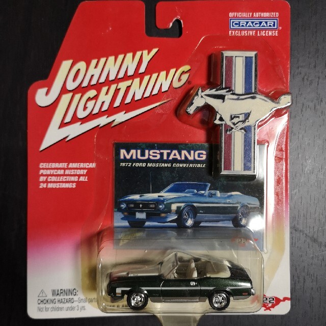 1972 FORD MUSTANG CONVERTIBLE　1/64ミニカー エンタメ/ホビーのおもちゃ/ぬいぐるみ(ミニカー)の商品写真