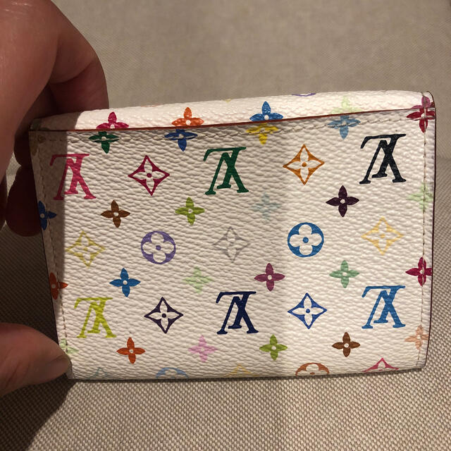 LOUIS VUITTON(ルイヴィトン)のルイヴィトン　マルチカラー　LV美品　未使用　カードケース レディースのファッション小物(名刺入れ/定期入れ)の商品写真