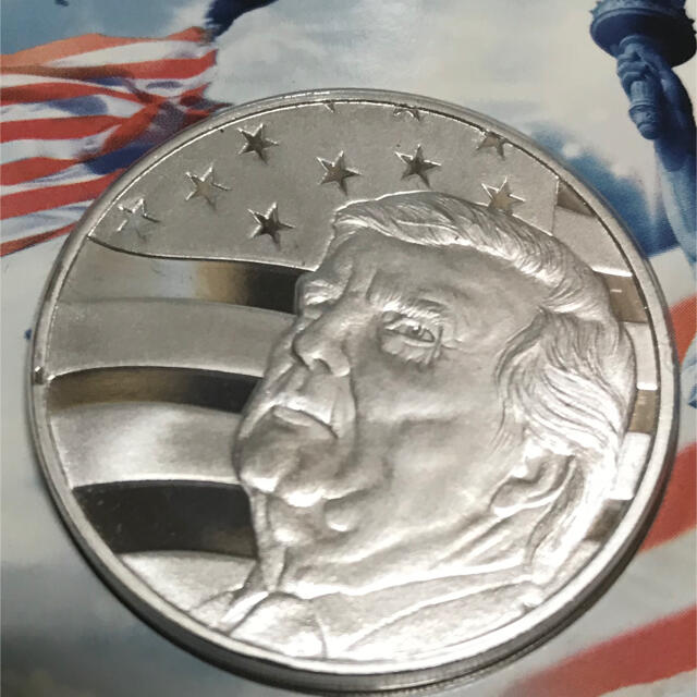 2020 トランプ大統領 銀貨 1オンス 台紙封入済み-