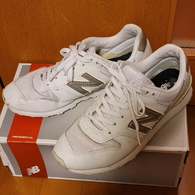 New Balance(ニューバランス)のNEW BALANCE ニューバランス 996　WR996WM レディースの靴/シューズ(スニーカー)の商品写真