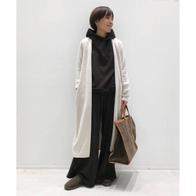 L'Appartement DEUXIEME CLASSE(アパルトモンドゥーズィエムクラス)のQUEENE&BELLE Cashemere Long Cardigan レディースのトップス(カーディガン)の商品写真