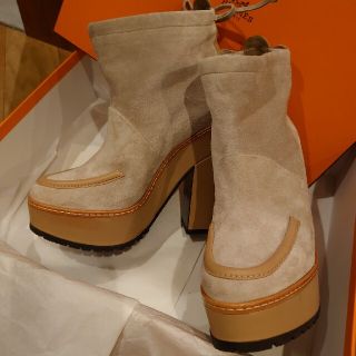 エルメス(Hermes)のエルメス HERMES ショートブーツ ハイヒール ベージュ(ブーツ)