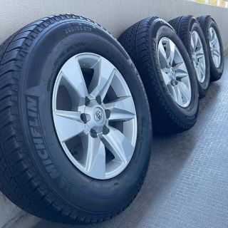 ランドクルーザー200後期 純正タイヤ&ホイール 新車外し品 285/60r18