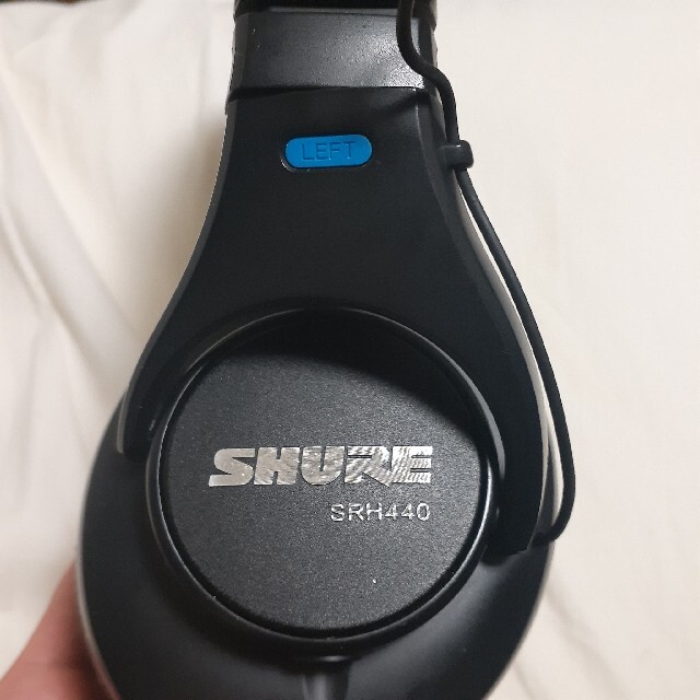 shure srh440 スマホ/家電/カメラのオーディオ機器(ヘッドフォン/イヤフォン)の商品写真