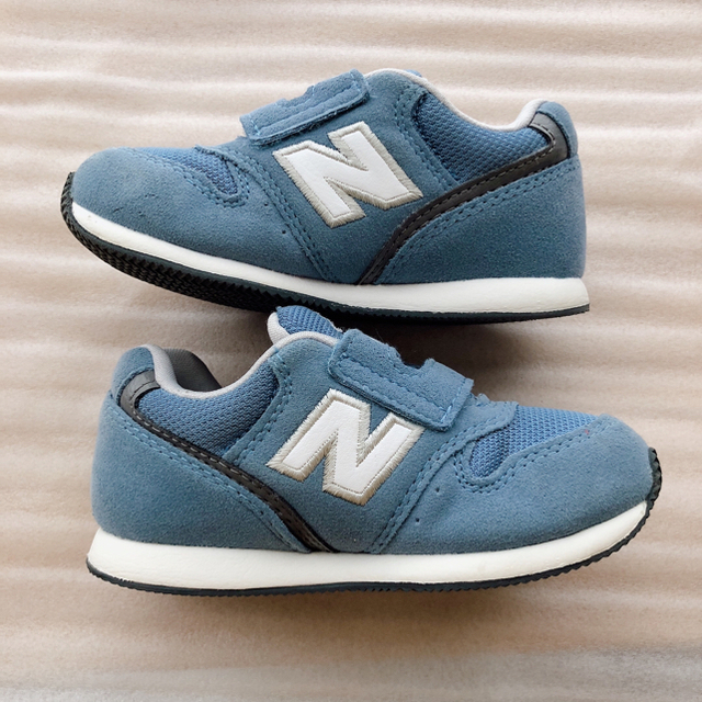 New Balance(ニューバランス)のニューバランス  996 デニムブルー 15.5 キッズ/ベビー/マタニティのキッズ靴/シューズ(15cm~)(スニーカー)の商品写真