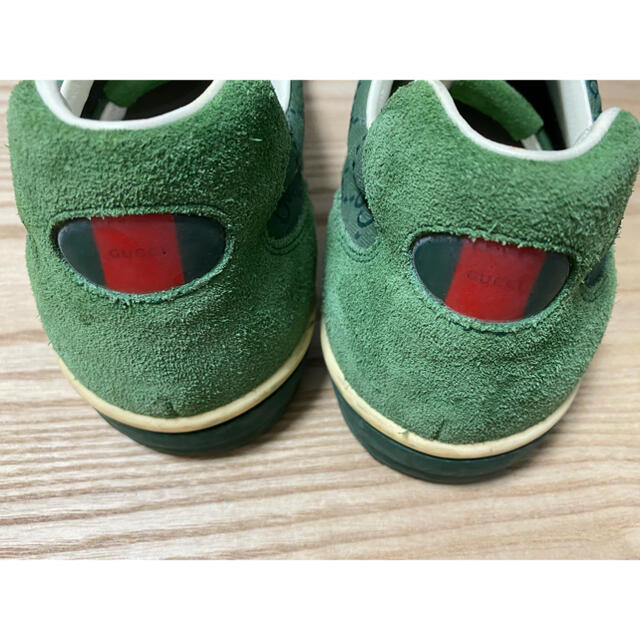 Gucci(グッチ)のGUCCI スニーカー　靴　緑GGキャンパス メンズの靴/シューズ(スニーカー)の商品写真