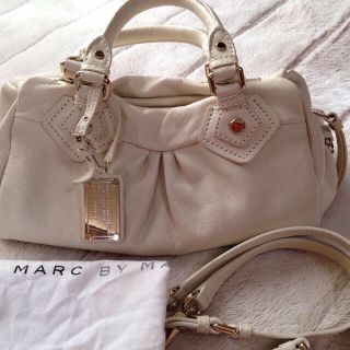 マークバイマークジェイコブス(MARC BY MARC JACOBS)のMARC BY MARC JACOBS(ハンドバッグ)