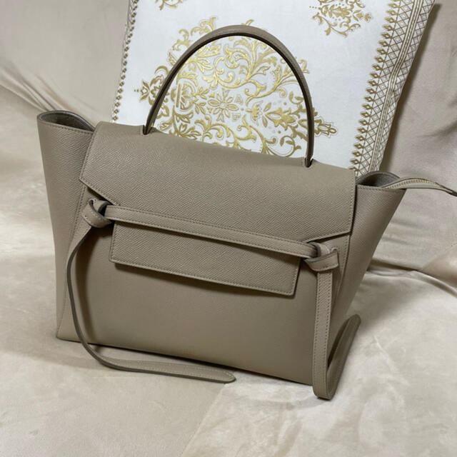セリーヌ celine ベルトバッグ ミニ グレインドカーフスキン ライトトープ | フリマアプリ ラクマ セリーヌ celine ベルトバッグ ミニ グレインドカーフスキン ライトトープ | フリマアプリ ラクマ