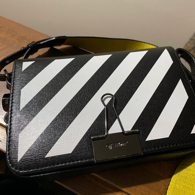 OFF-WHITE(オフホワイト)のオフワイト　ミニ　ショルダーバッグ レディースのバッグ(ショルダーバッグ)の商品写真