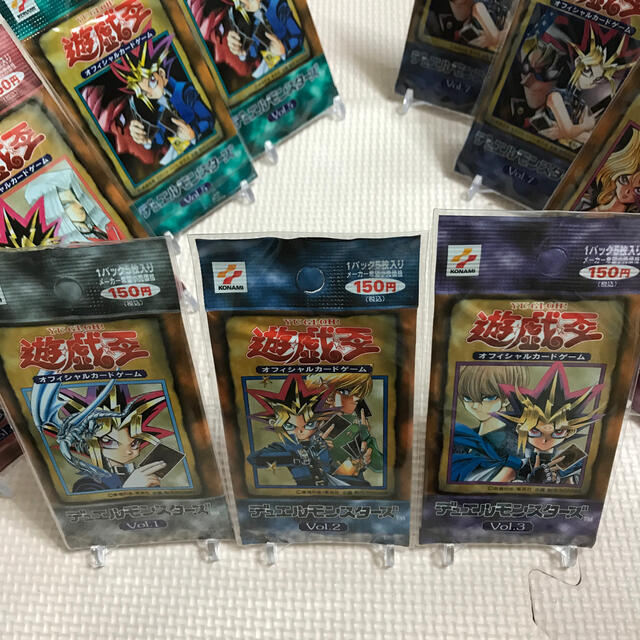 遊戯王 未開封パック 初期の通販 By しょう S Shop ラクマ 遊戯王 未開封パック 初期の通販 By しょう S Shop ラクマ