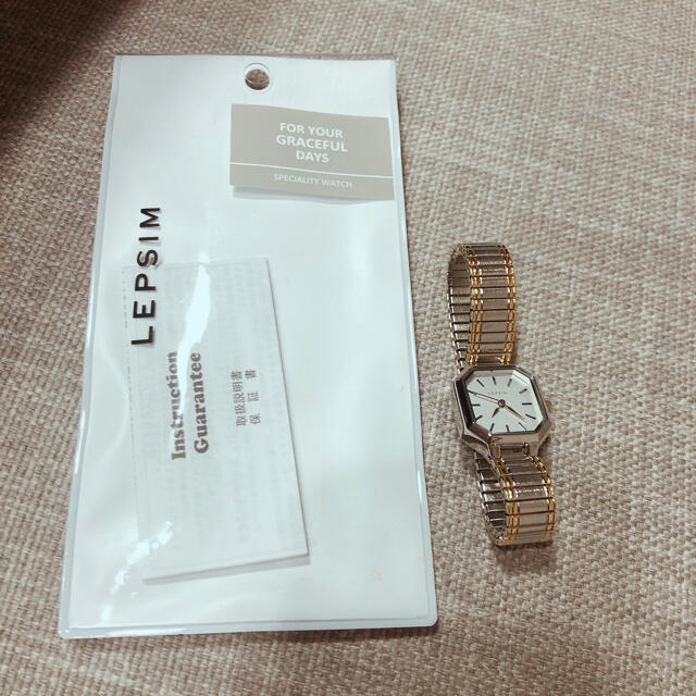 LEPSIM(レプシィム)のレプシム 腕時計　新品未使用　ゴールド&シルバー　LEPSIM レディースのファッション小物(腕時計)の商品写真