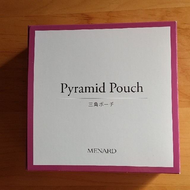 MENARD(メナード)のMENARD 三角ポーチ レディースのファッション小物(ポーチ)の商品写真