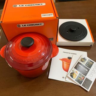 ルクルーゼ(LE CREUSET)のル・クルーゼ　ココットエブリィ  18  チェリーレッド(鍋/フライパン)