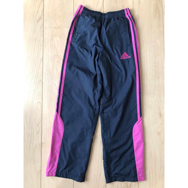 adidas(アディダス)のアディダス　トレーニングパンツ キッズ/ベビー/マタニティのキッズ服女の子用(90cm~)(パンツ/スパッツ)の商品写真