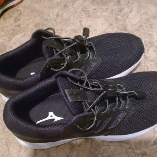 ミズノ(MIZUNO)の【限定値引き】Mizuno  ミズノ ウェーブポラリス 25.5(スニーカー)