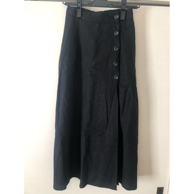 room306 CONTEMPORARY(ルームサンマルロクコンテンポラリー)の値下【room306】Dsign Button Lool Maxi Skirt  レディースのスカート(ロングスカート)の商品写真