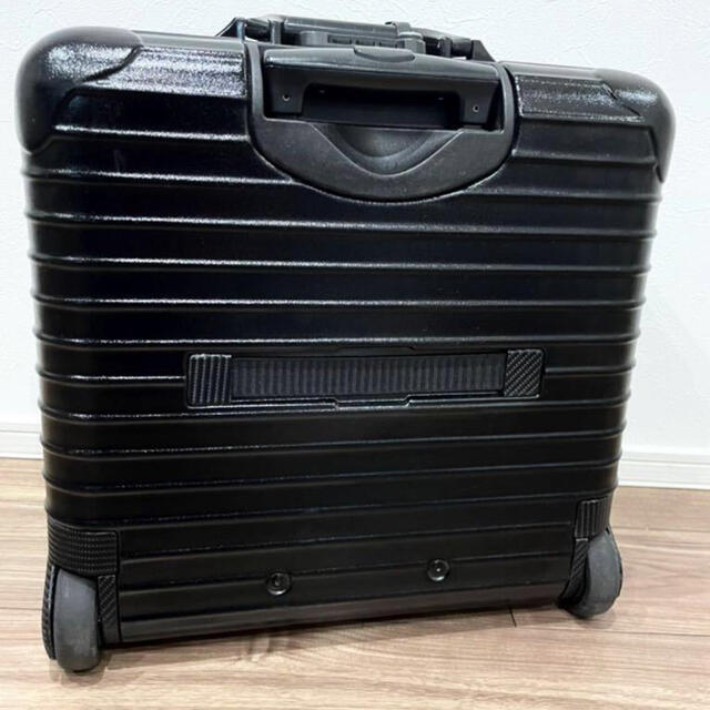 RIMOWA(リモワ)のリモア　サルサ　ビジネストローリー25L メンズのバッグ(トラベルバッグ/スーツケース)の商品写真