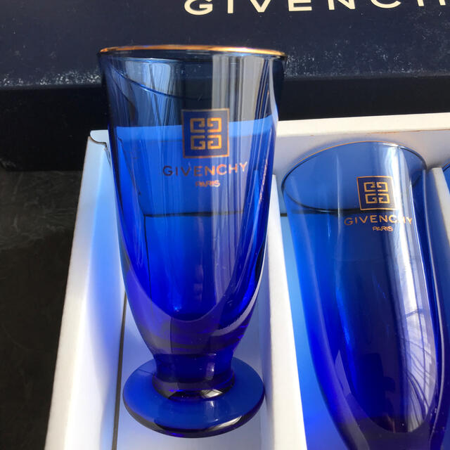 GIVENCHY(ジバンシィ)のGIVENCHY★グラス5個セット★ インテリア/住まい/日用品のキッチン/食器(食器)の商品写真