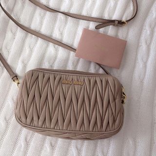 ミュウミュウ(miumiu)のnana様ご専用ミュウミュウ♡ショルダーバッグ(ショルダーバッグ)