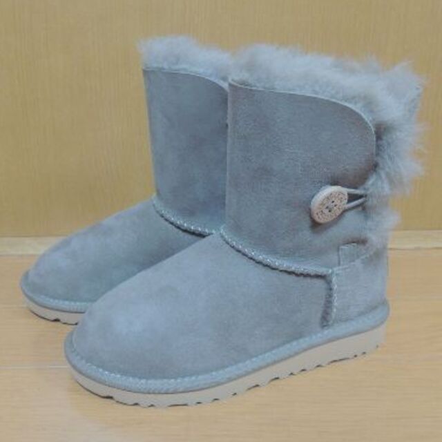 【未使用】UGG(19.5cm)　キッズムートンブーツ