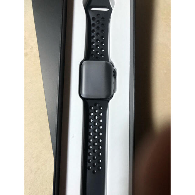 Apple Watch(アップルウォッチ)のApple Watch SERIFS 3 NIKE 38mm メンズの時計(腕時計(デジタル))の商品写真