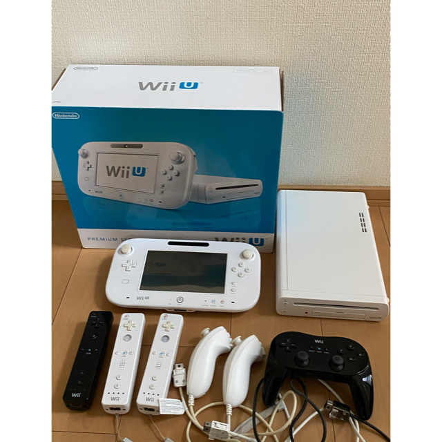 Wii U(ウィーユー)のかのん様専用⭐️Wii U プレミアムセット SHIRO＋ソフト4本 エンタメ/ホビーのゲームソフト/ゲーム機本体(家庭用ゲーム機本体)の商品写真