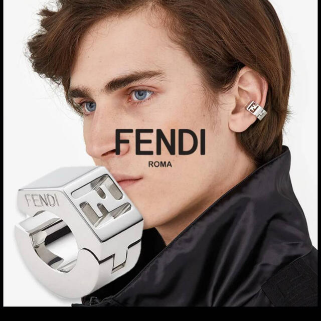 アクセサリーFENDI シルバー カフ イヤリング