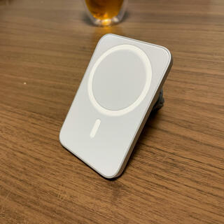 アップル(Apple)のbelkin car vent mount PRO with magsafe(車内アクセサリ)