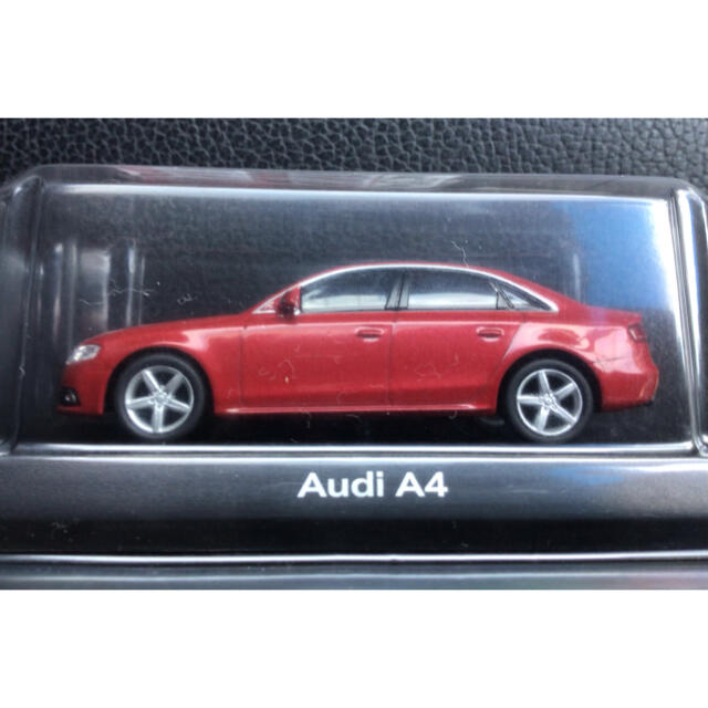 AUDI - KYOSHO 京商 1/64 Audi アウディ A4 レッド 赤 ミニカーの通販 