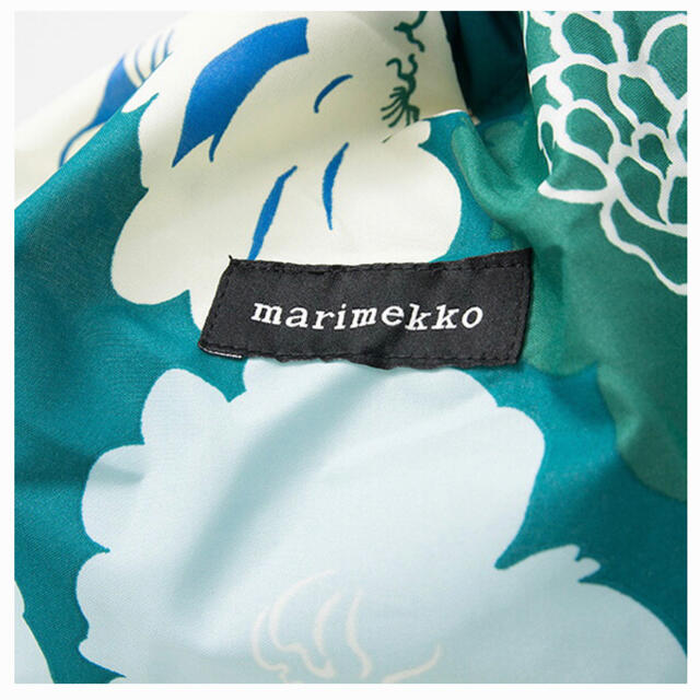 marimekko(マリメッコ)のマリメッコ MARIMEKKO ピオニ柄　サック　SMART SACK  レディースのバッグ(リュック/バックパック)の商品写真