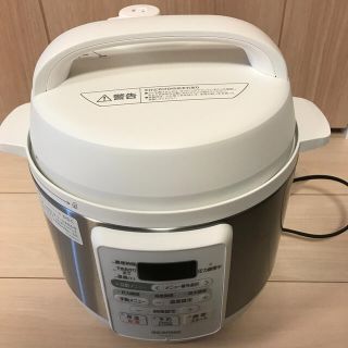 アイリスオーヤマ(アイリスオーヤマ)のpppさん専用！アイリスオーヤマ　電気圧力鍋　EMA3型(調理機器)