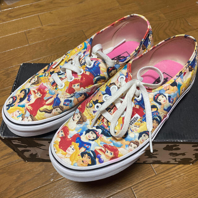 VANS(ヴァンズ)のDisney×vans  レディースの靴/シューズ(スニーカー)の商品写真