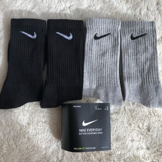 ナイキ(NIKE)のNIKE☆グレー四足セット☆(ソックス)