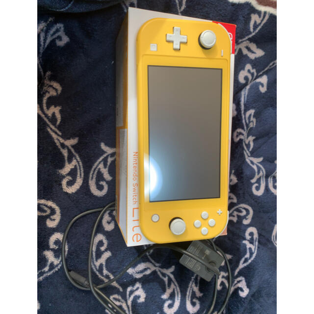 Nintendo Switch Lite イエロー