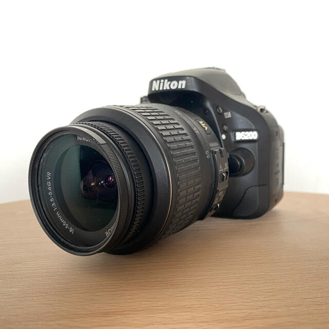 セール! Nikon D5200 一眼カメラ【ショット数少ない美品】 - デジタル一眼