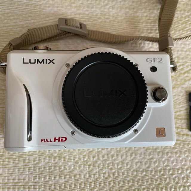 Panasonic LUMIX DMC-GF2 ミラーレス一眼カメラ
