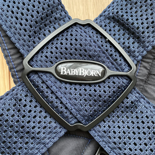 BABYBJORN(ベビービョルン)のベビービョルン 抱っこ紐 キッズ/ベビー/マタニティの外出/移動用品(抱っこひも/おんぶひも)の商品写真