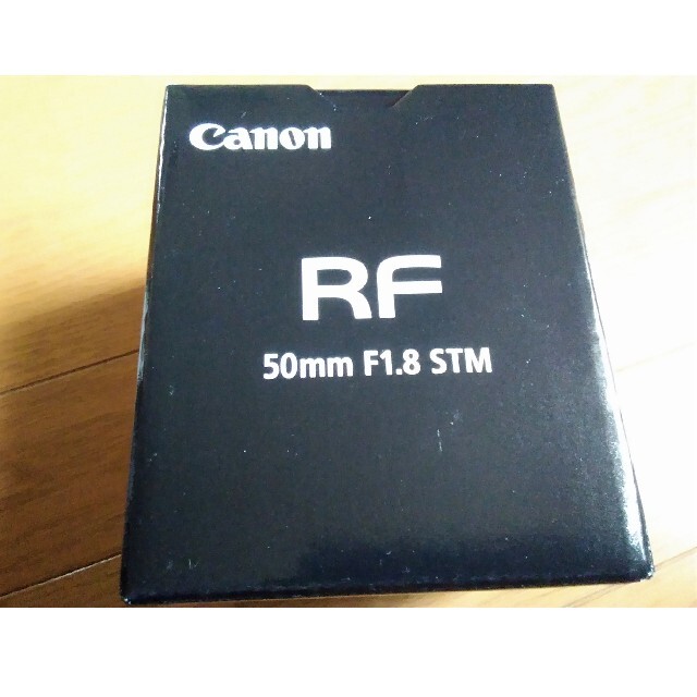 Canon(キヤノン)のととろみ様専用新品未使用　Canon RF 50mm F1.8 フィルター付き　 スマホ/家電/カメラのカメラ(レンズ(単焦点))の商品写真