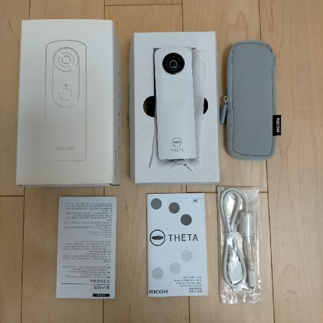 RICOH THETA M15 WHITEスマホ/家電/カメラ